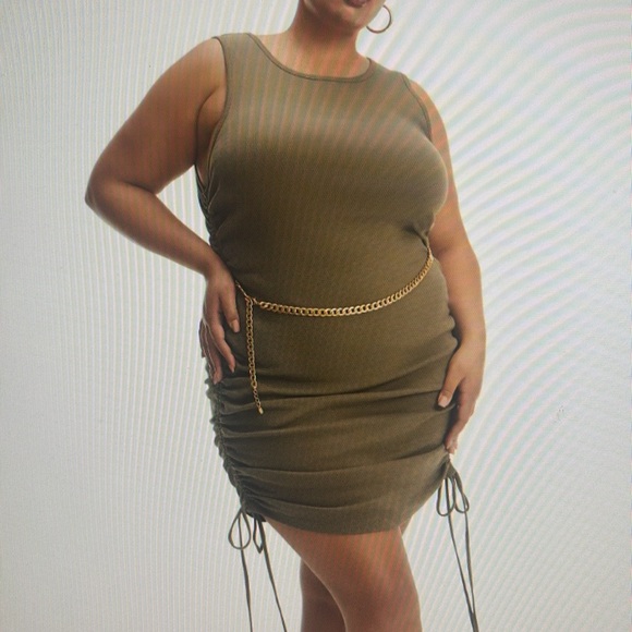 Good American Dresses & Skirts - NWT Good American Ruched Dress. XXL. Plus size